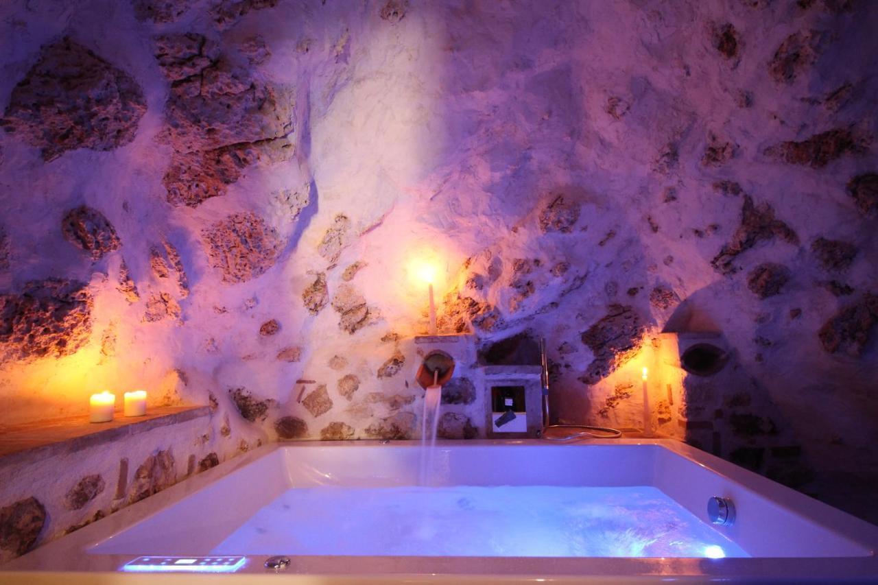 Santo'S House Luxury - Idromassaggio E Doccia Emozionale Villa Санто Стефано ди Сесанио Екстериор снимка